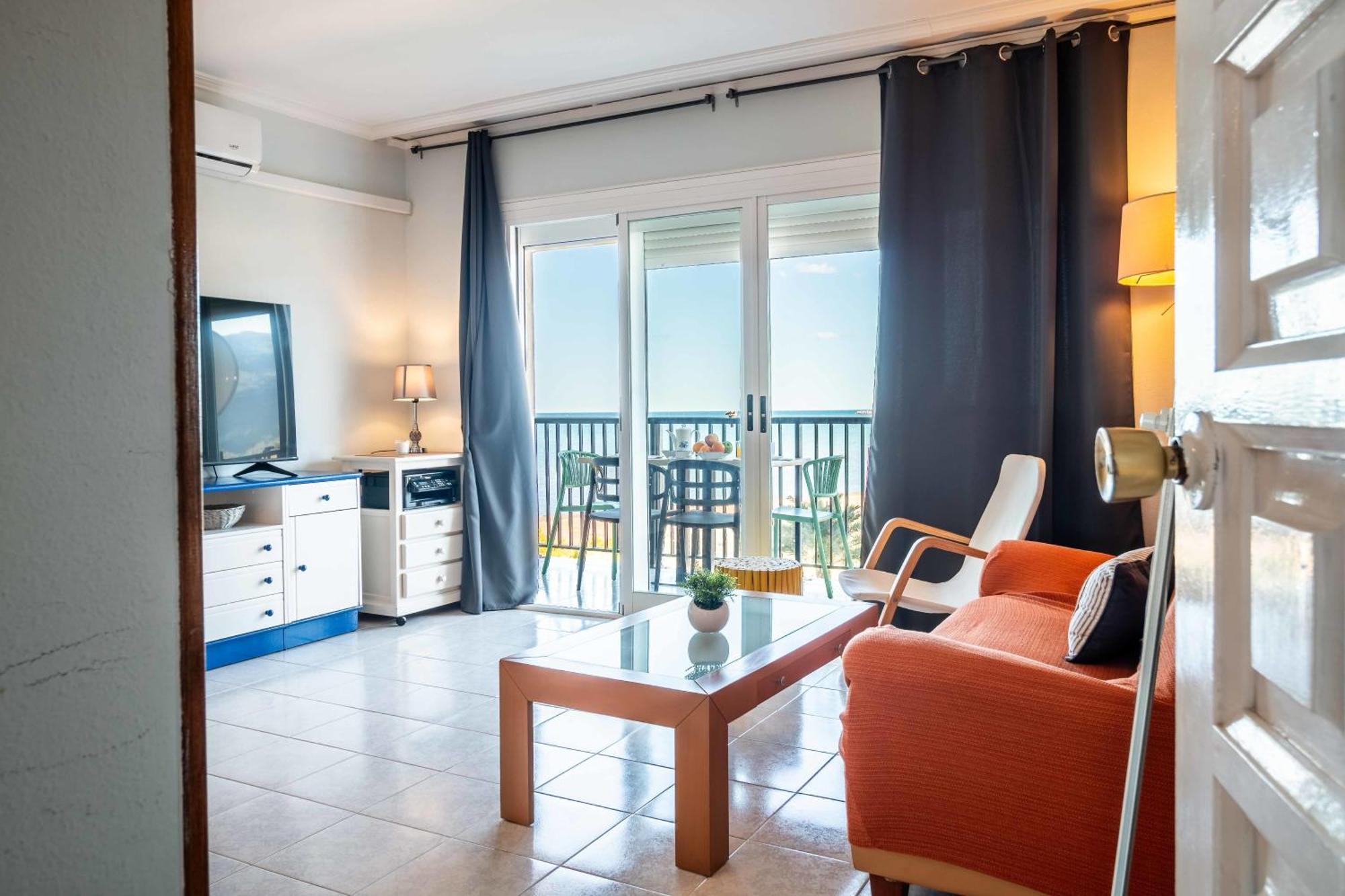 Atardecer Unico En La Playa Apartment Дения Екстериор снимка