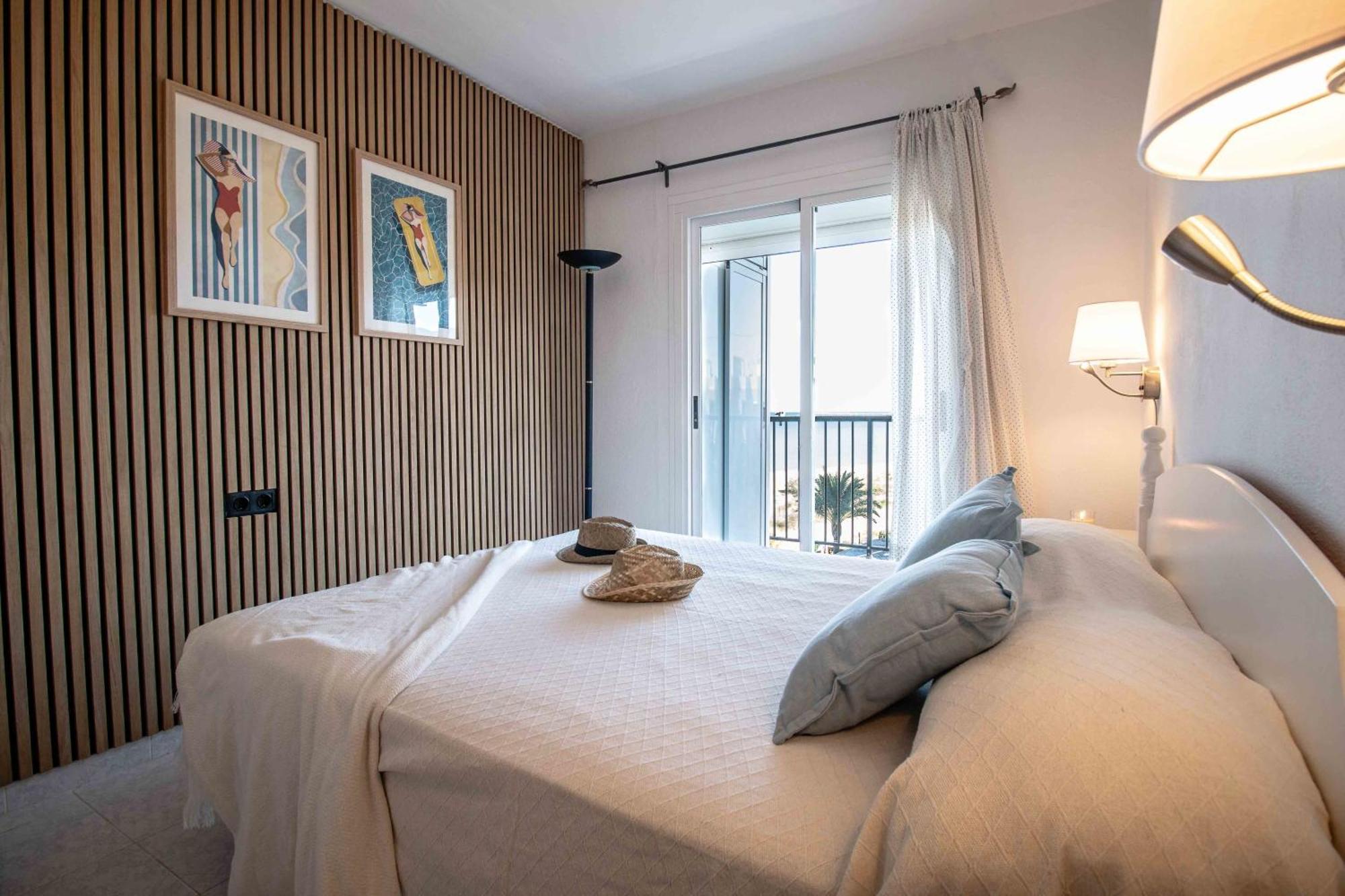 Atardecer Unico En La Playa Apartment Дения Екстериор снимка